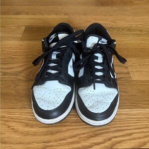 Nike Women’s Panda Dunks